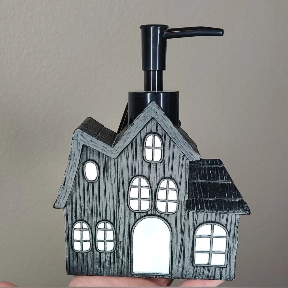 Avanti Black Spooky Haunted House Mansion Halloween‎ Soap Pump Dispenser